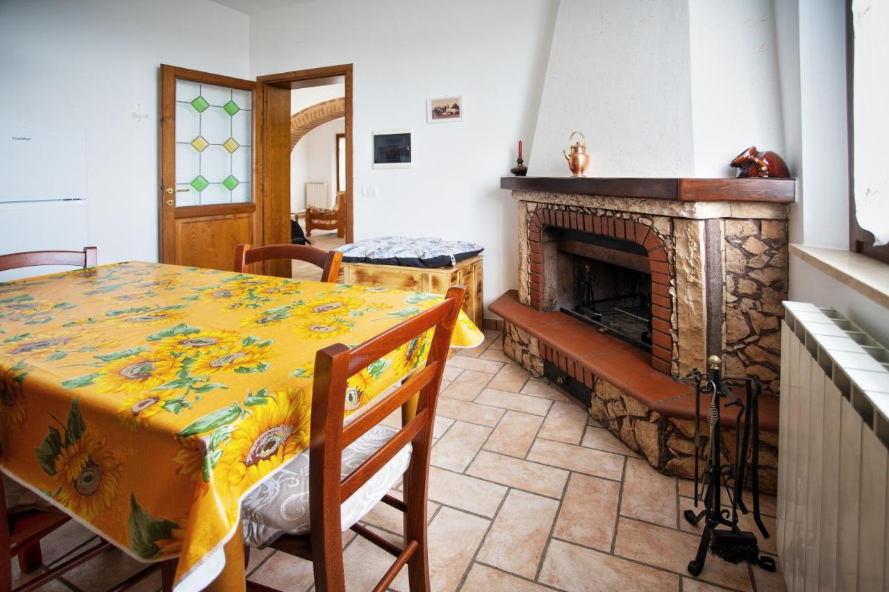 Ferienwohnung La Casa Dei Nonni Montepulciano Stazione Exterior foto
